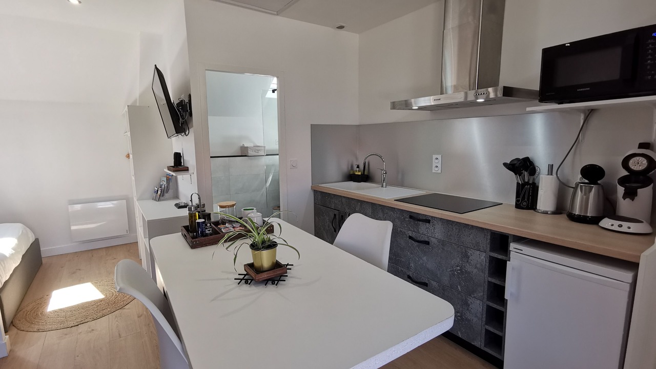 Photo of Kitchen in St-Meme-le-Tenu