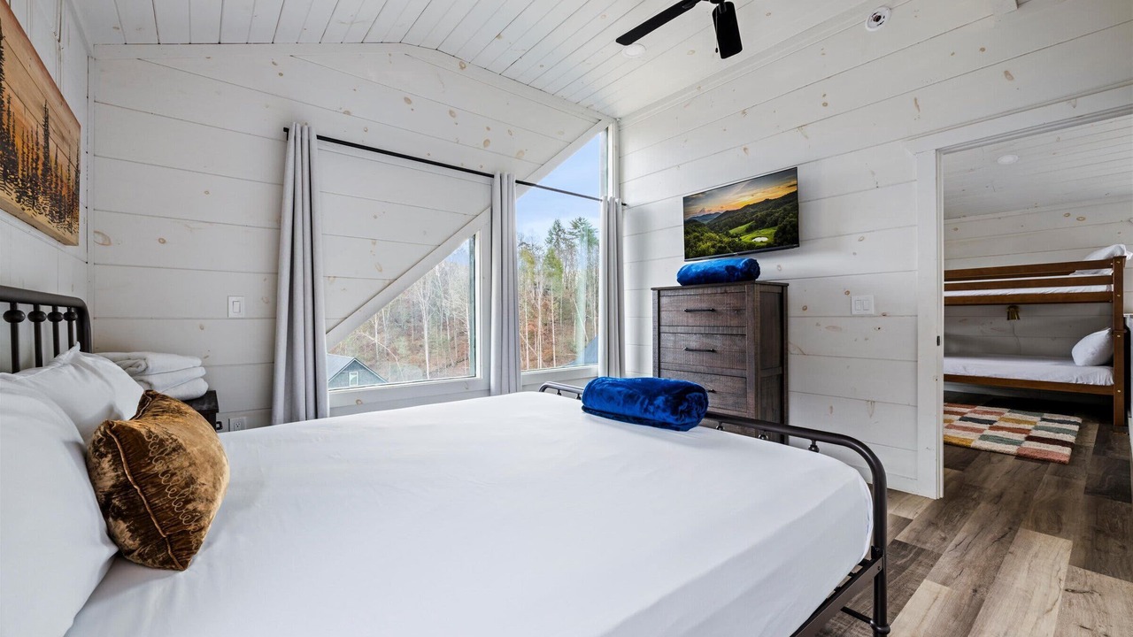 Photo of Bedroom in Pigeon Forge