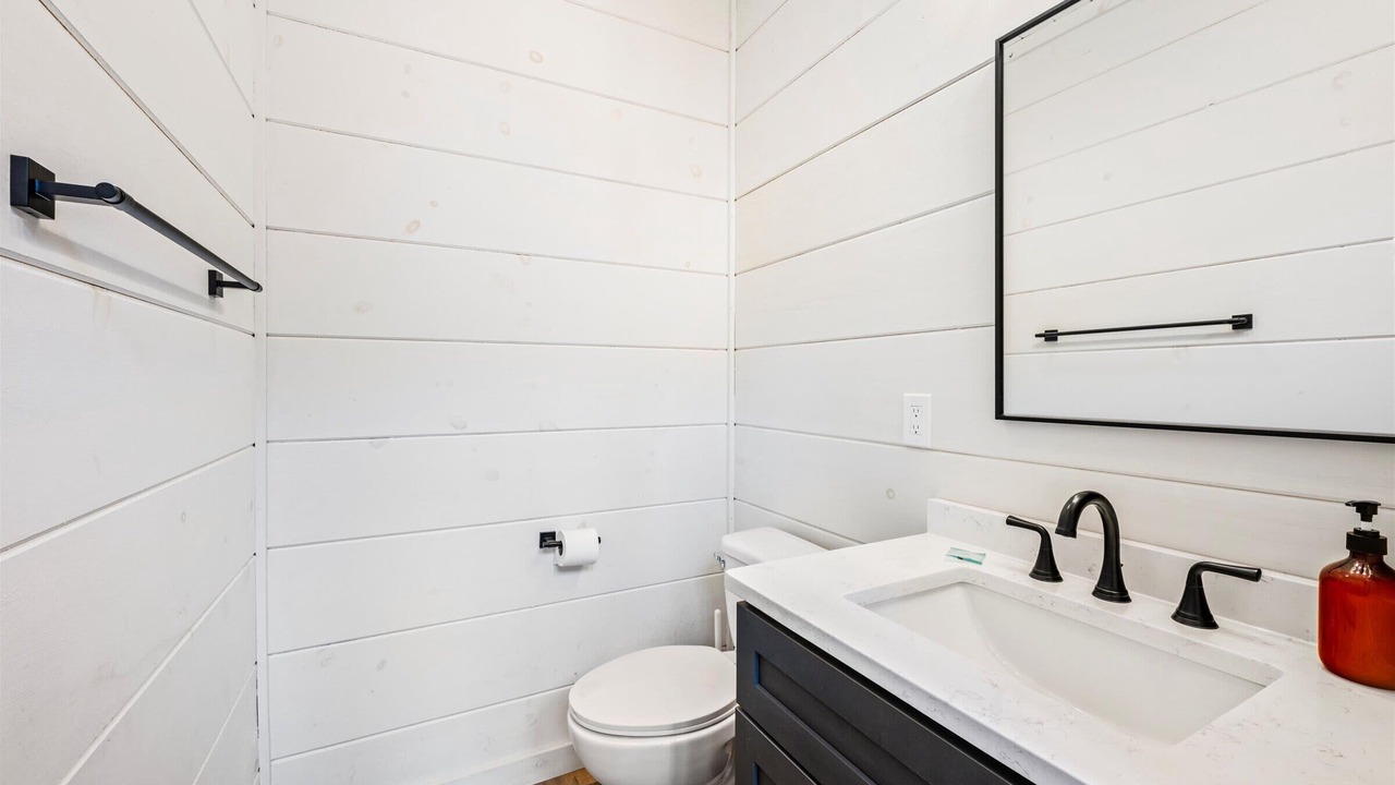 Photo of Bathroom in Pigeon Forge