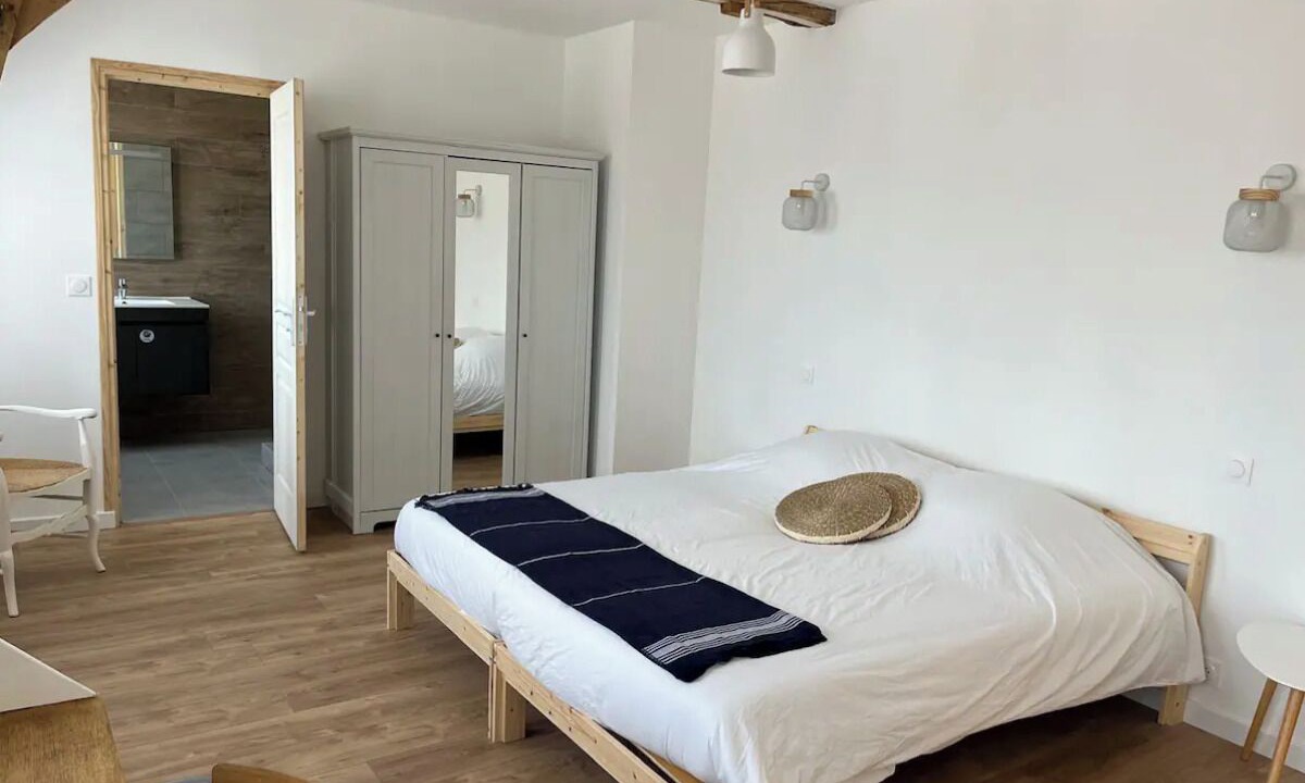Photo of Bedroom in Saint-Valery-en-Caux