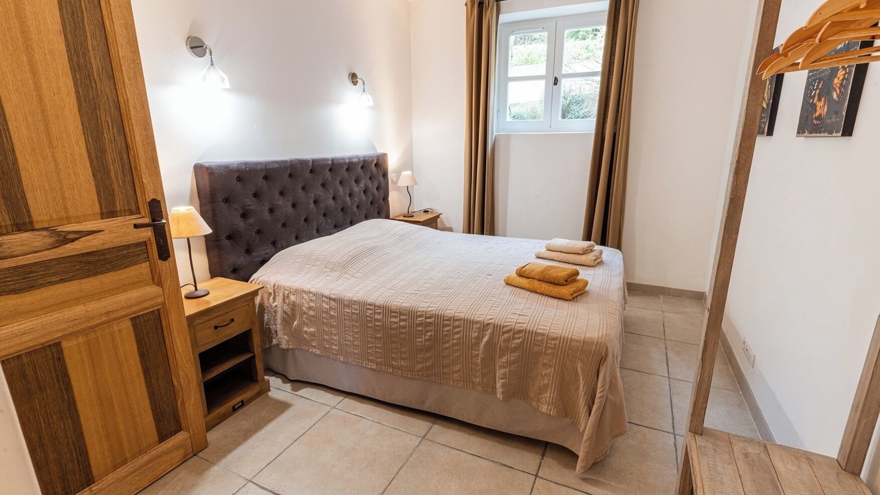Photo of Bedroom in Issirac