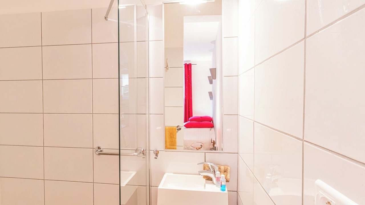 Photo of Bathroom in Issirac