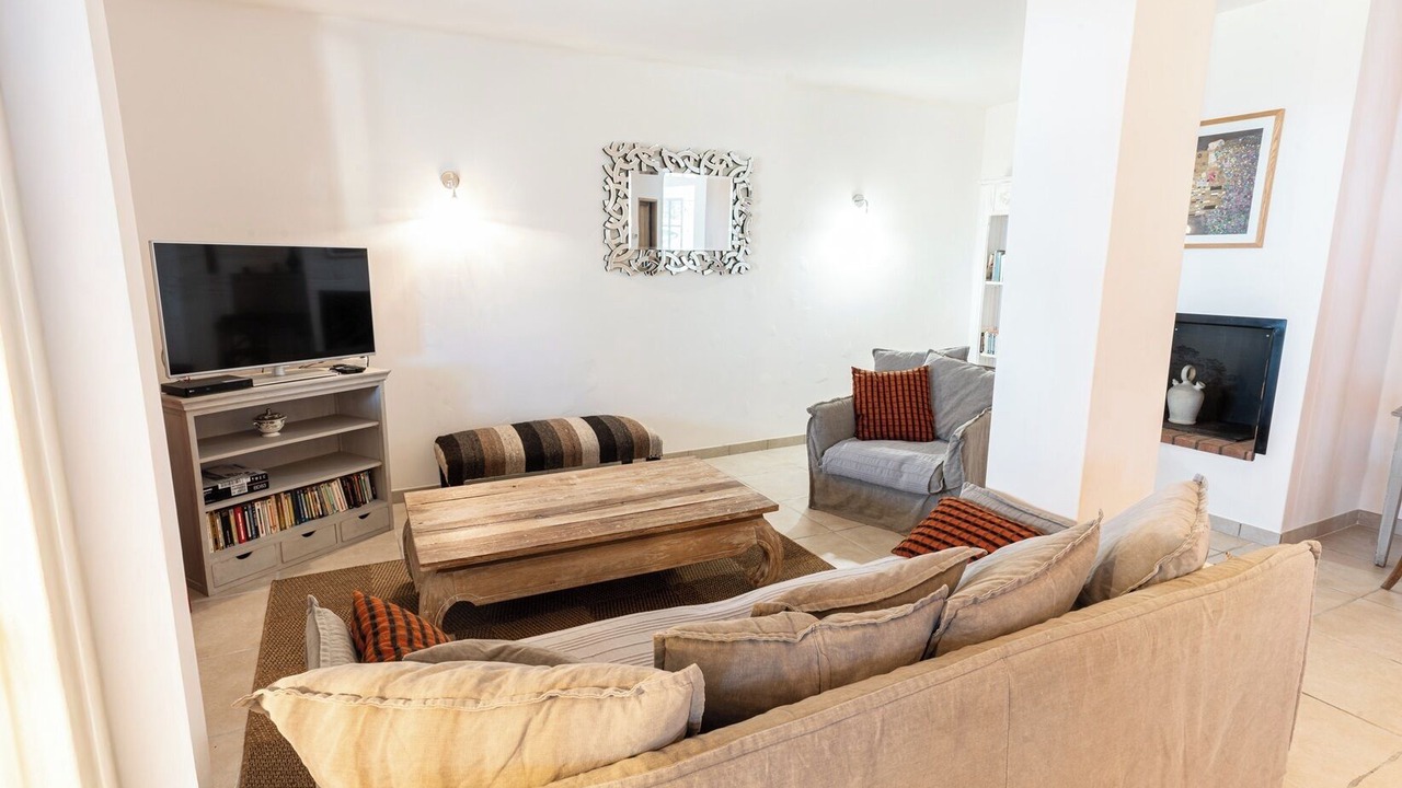 Photo of Livingroom in Issirac