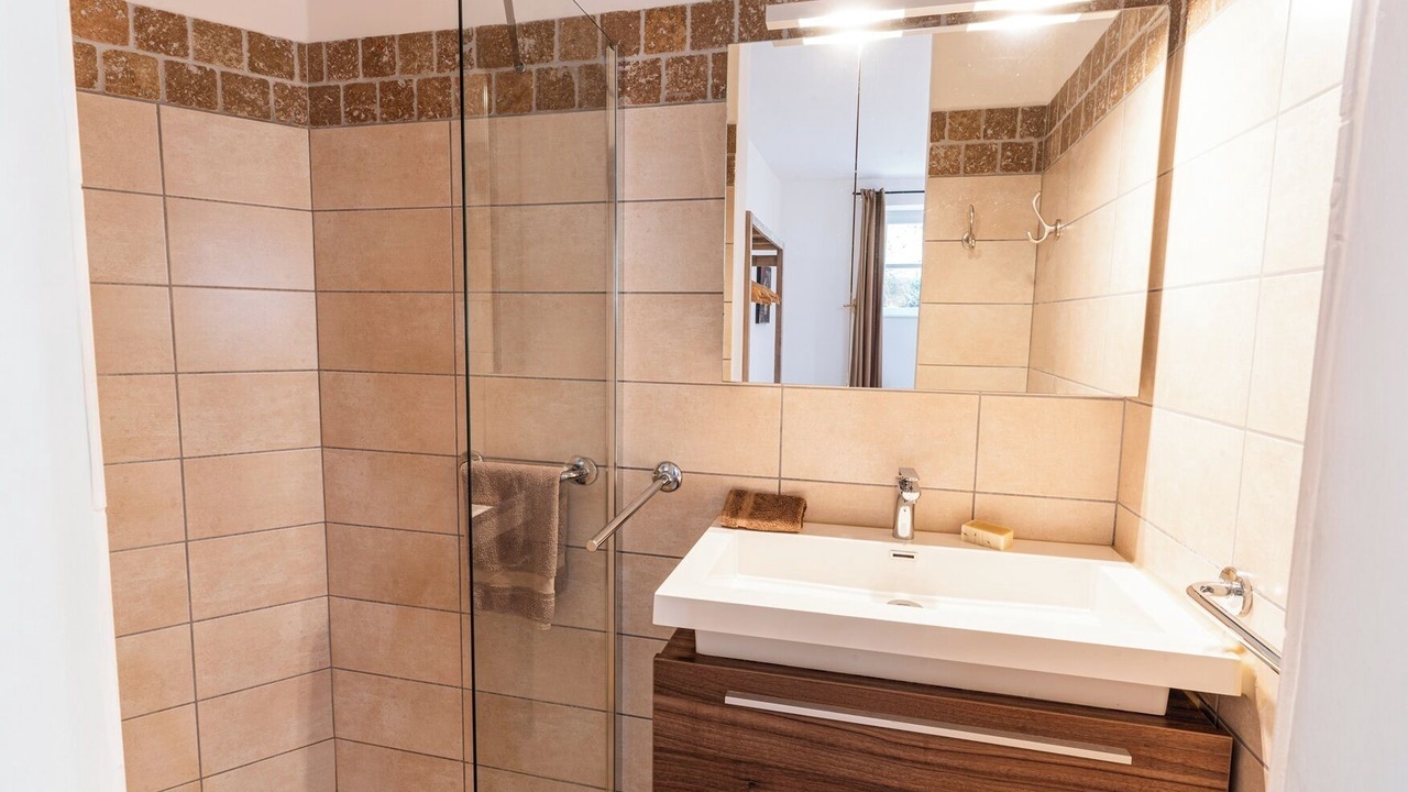 Photo of Bathroom in Issirac