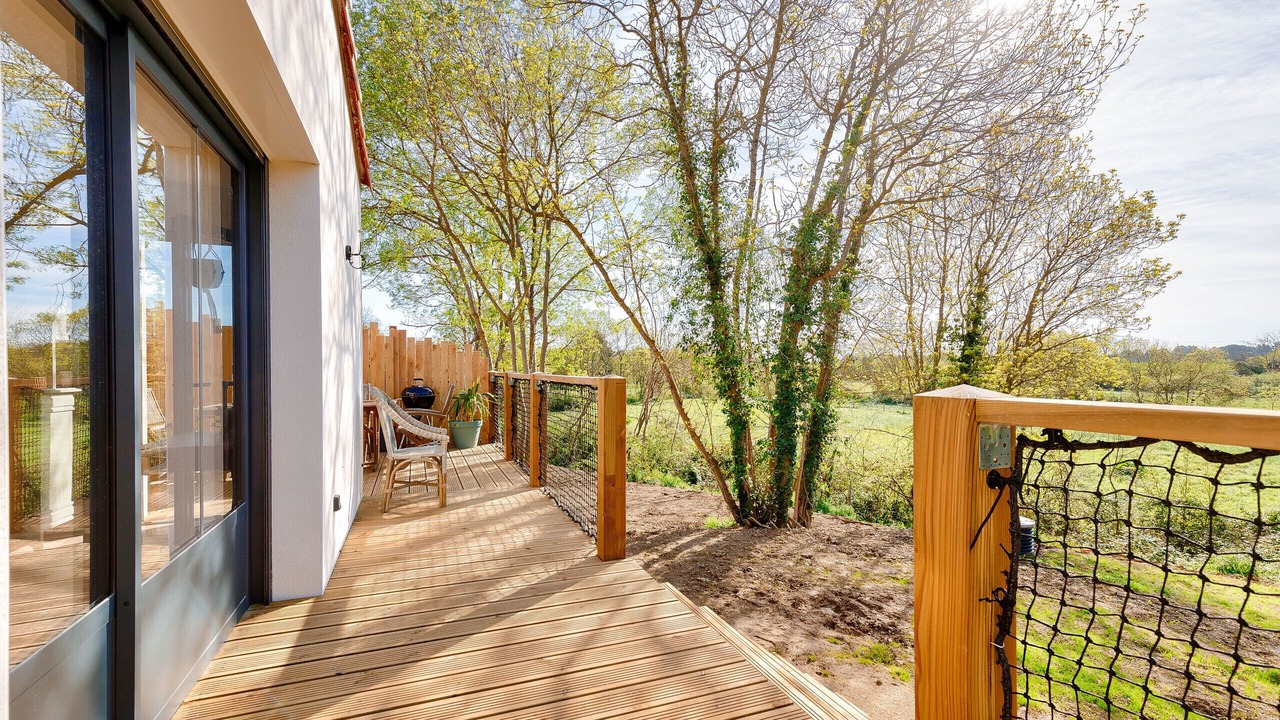 Photo of Patio Balcony in Saint-Vincent-sur-Jard