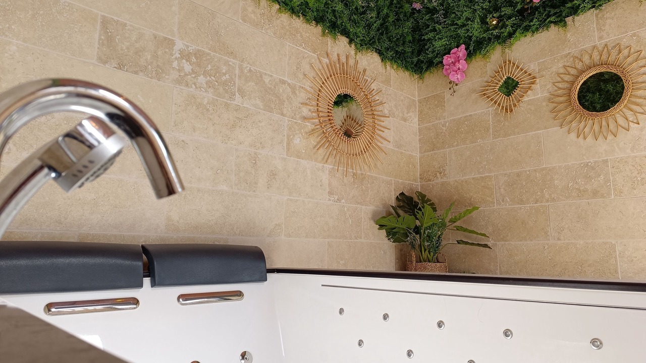 Photo of Bathroom in Saint-Aubin-Epinay