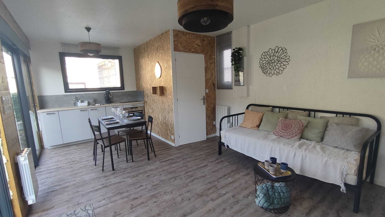 Photo of Livingroom in Saint-Aubin-Epinay