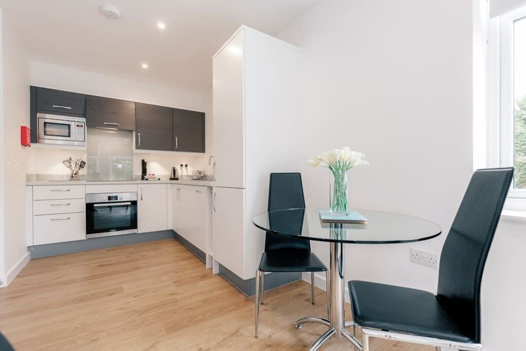 Photo of Kitchen in Leatherhead