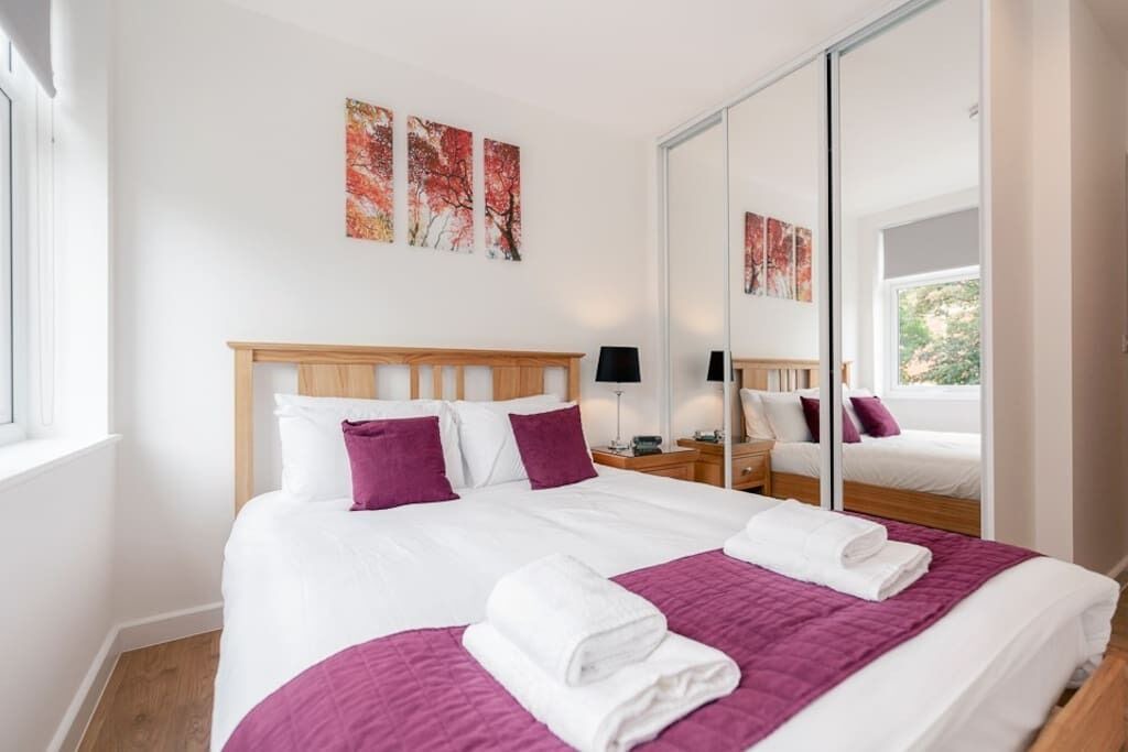 Photo of Bedroom in Leatherhead