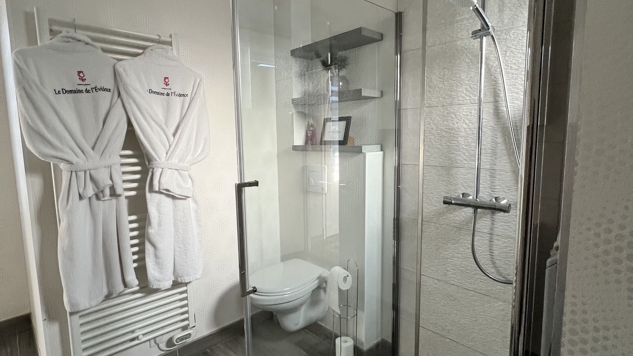 Photo of Bathroom in Lestrem