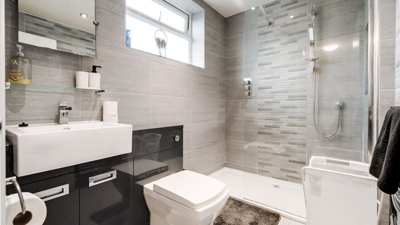 Photo of Others in Belle Vue