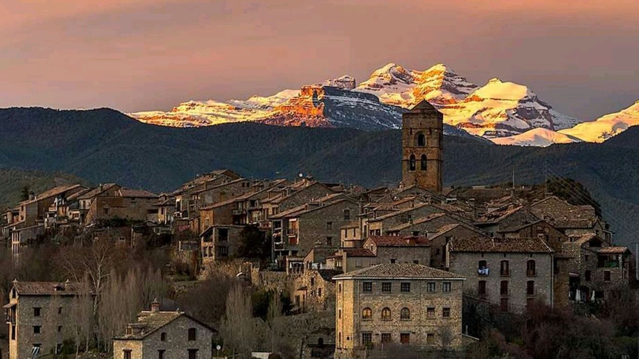 Photo of Others in Ainsa-Sobrarbe
