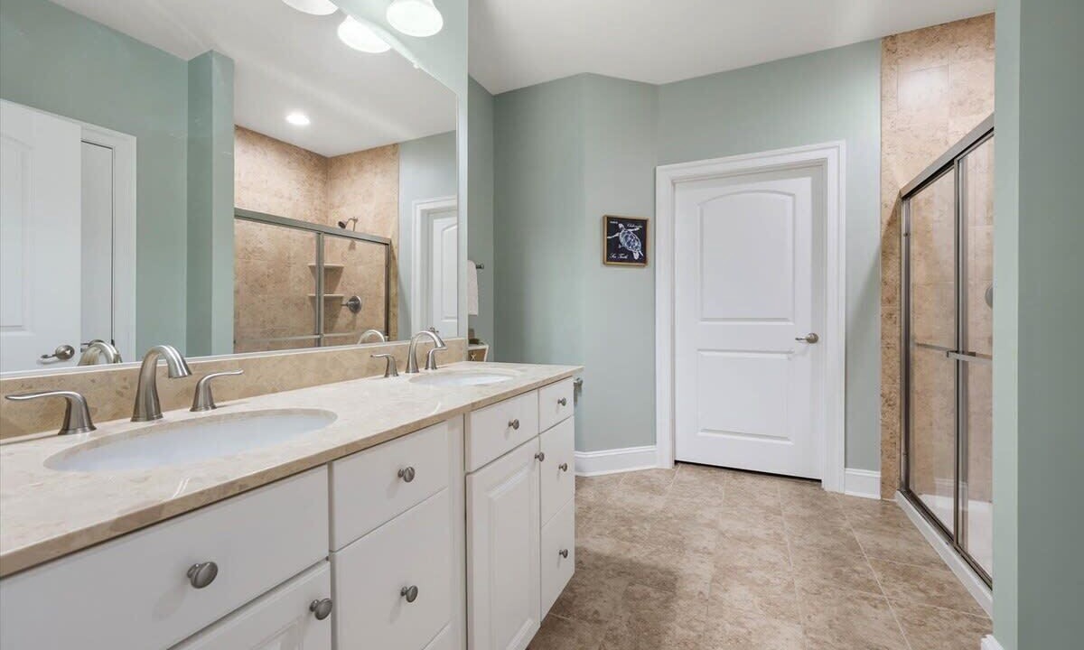 Photo of Bathroom in Sun Ridge