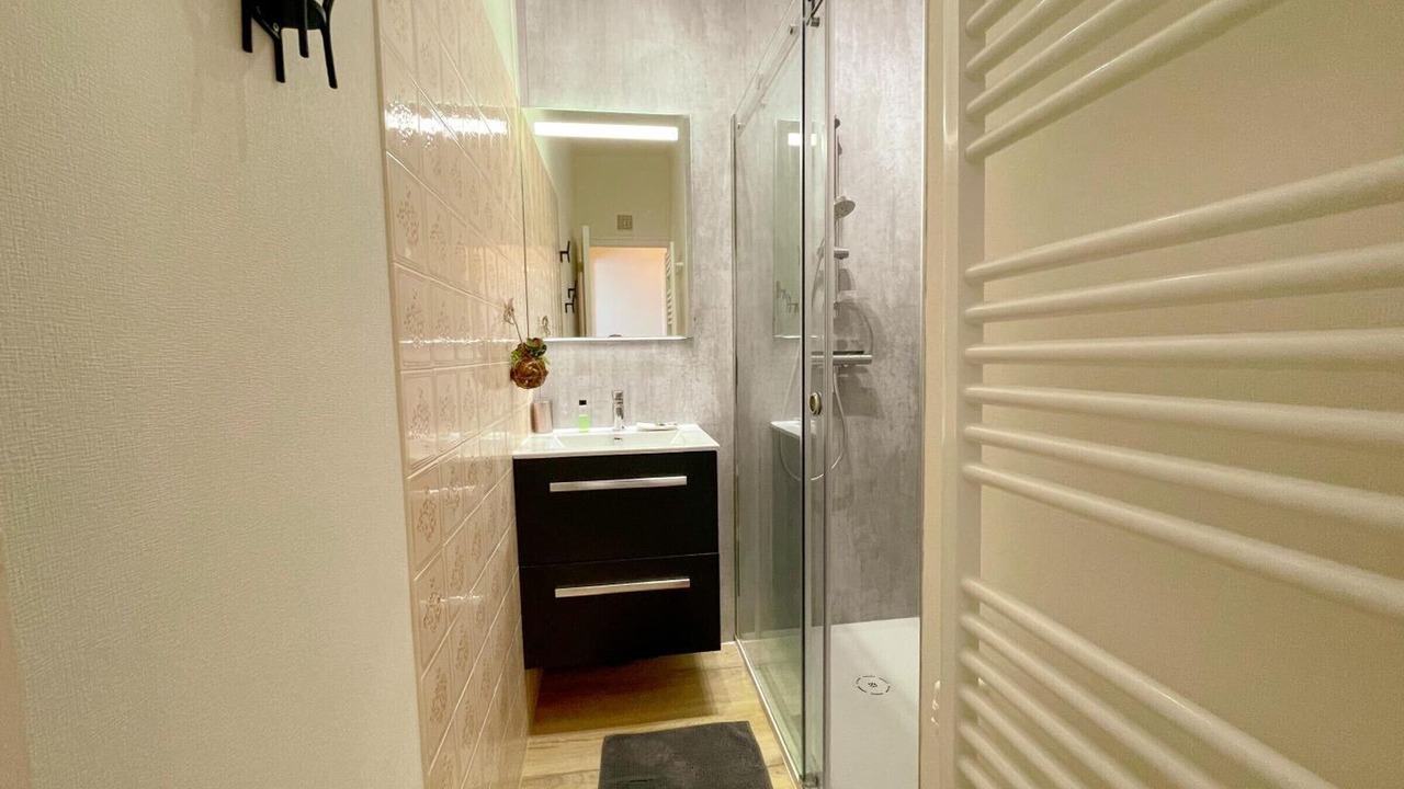 Photo of Bathroom in Loches