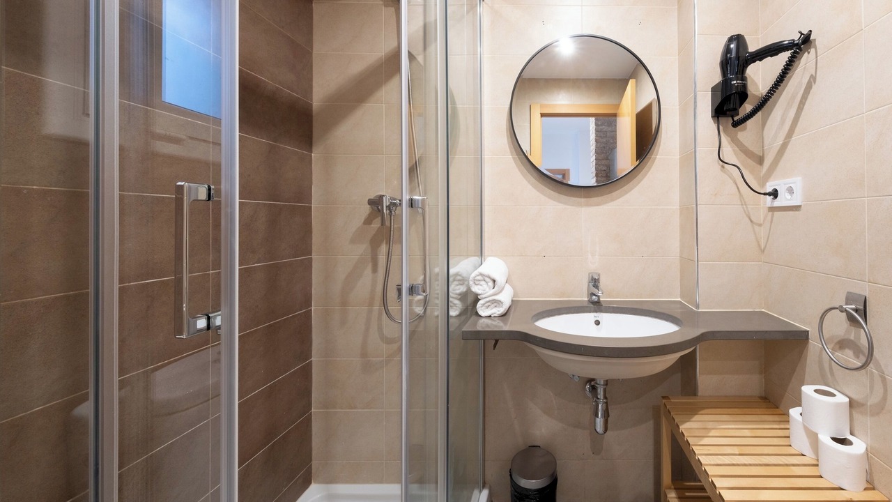 Photo of Bathroom in Sants