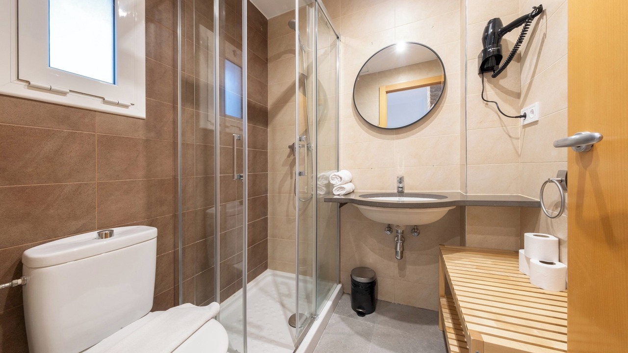 Photo of Bathroom in Sants
