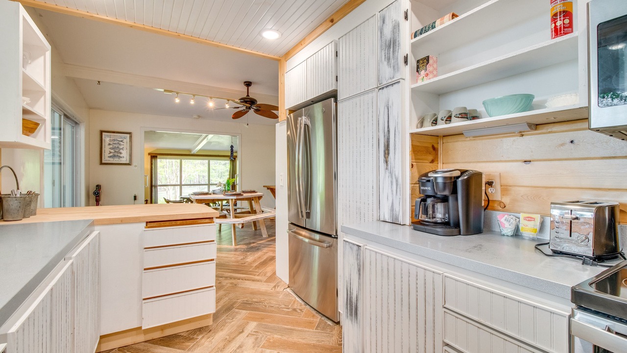 Photo of Kitchen in Elizabeth