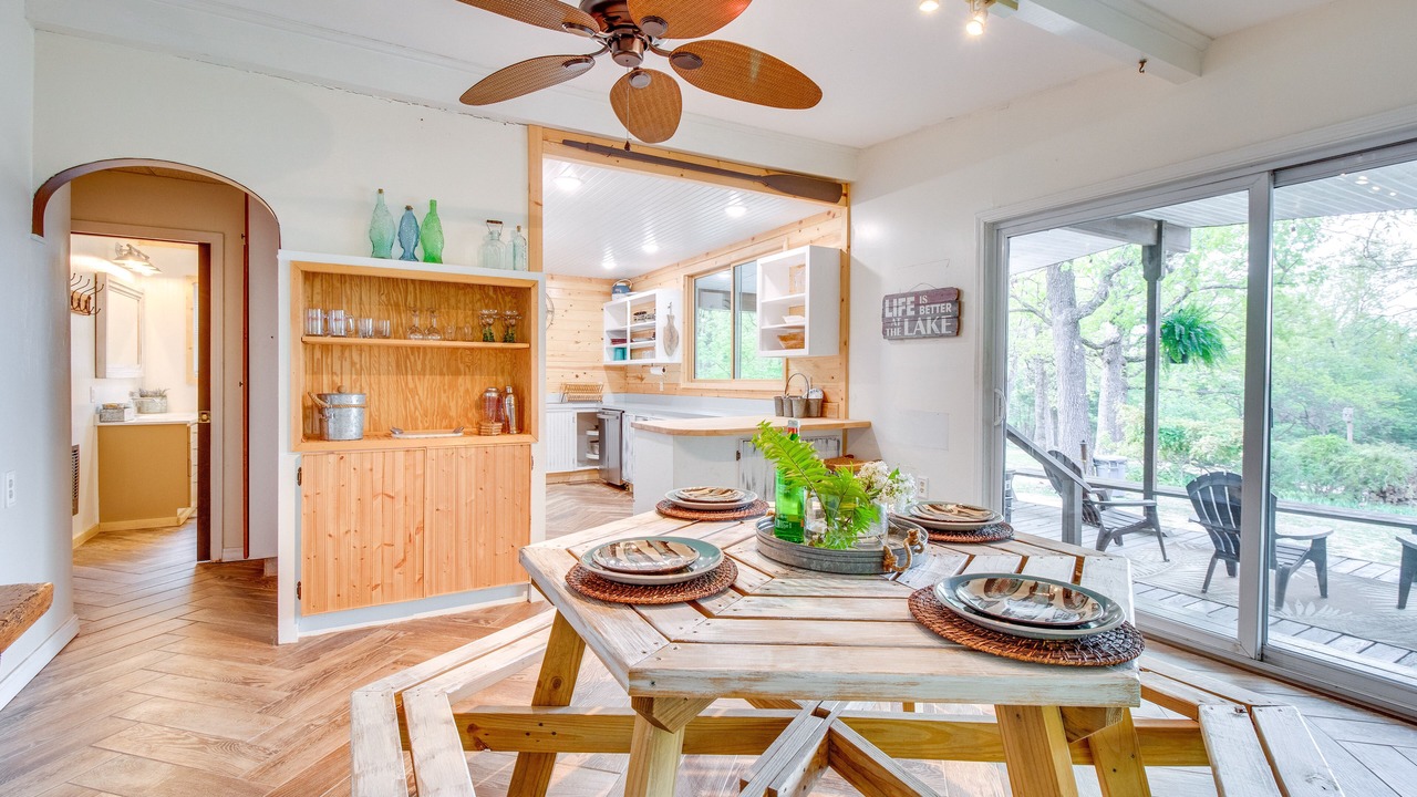 Photo of Others in Elizabeth