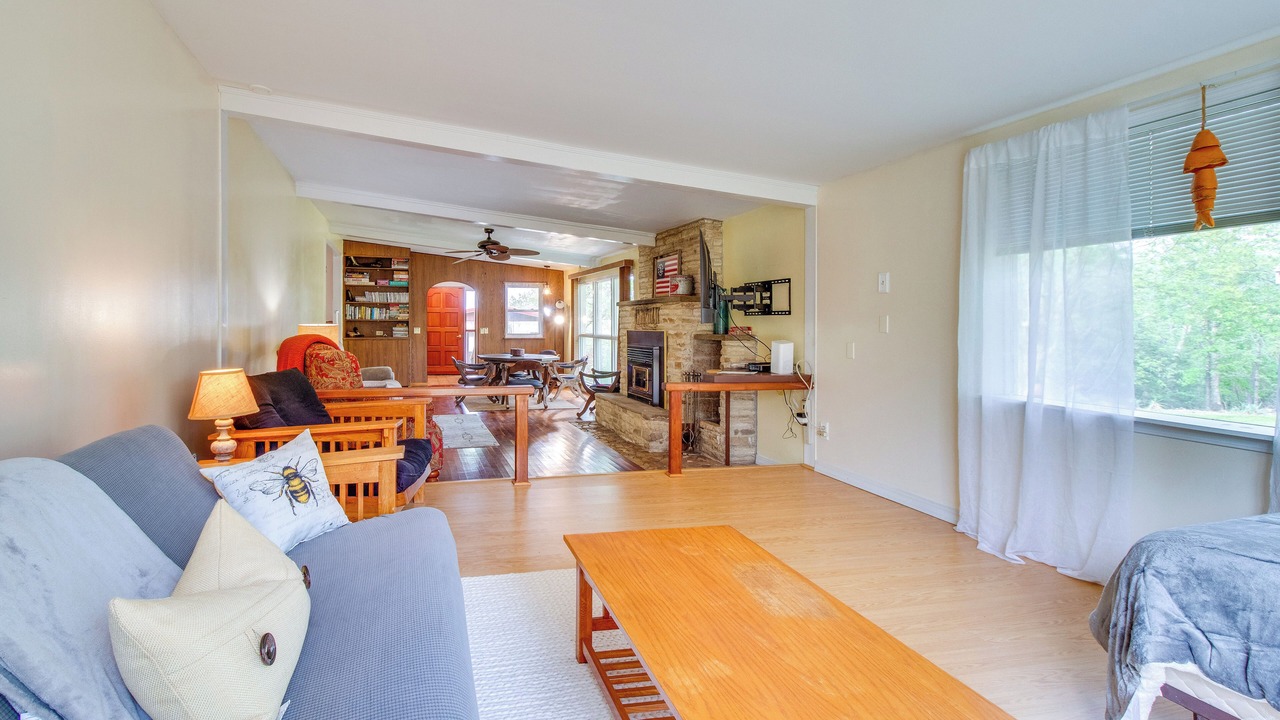 Photo of Livingroom in Elizabeth