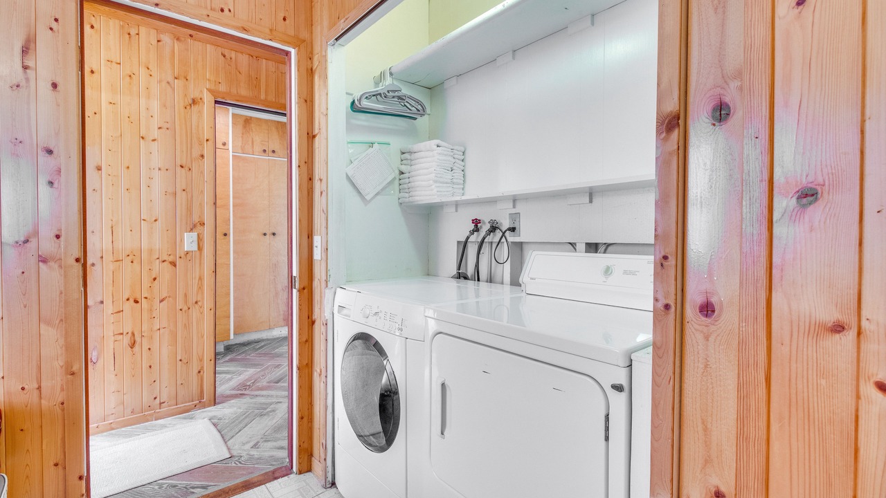 Photo of Others in Elizabeth