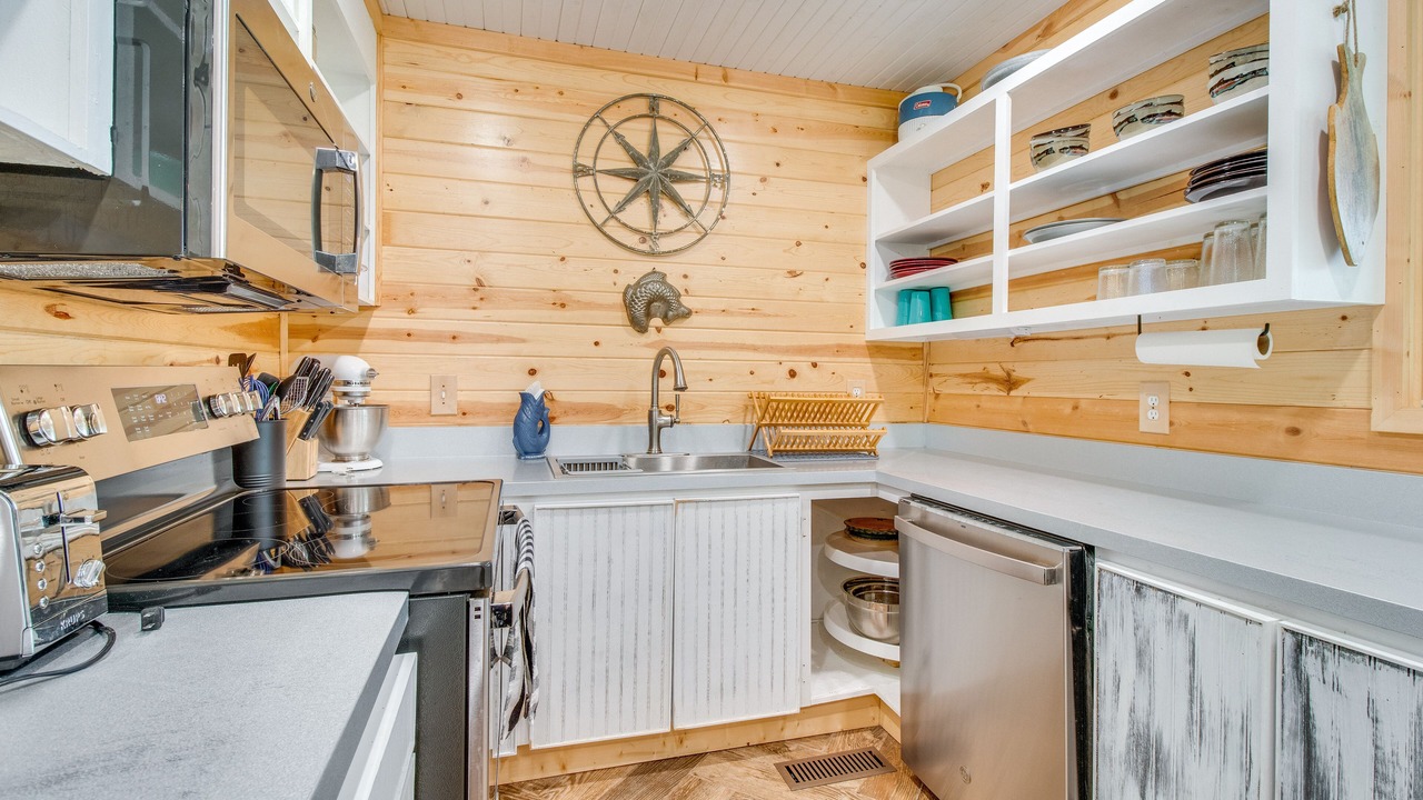 Photo of Kitchen in Elizabeth