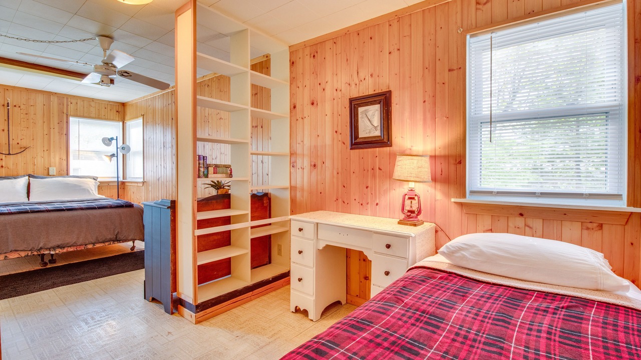 Photo of Others in Elizabeth