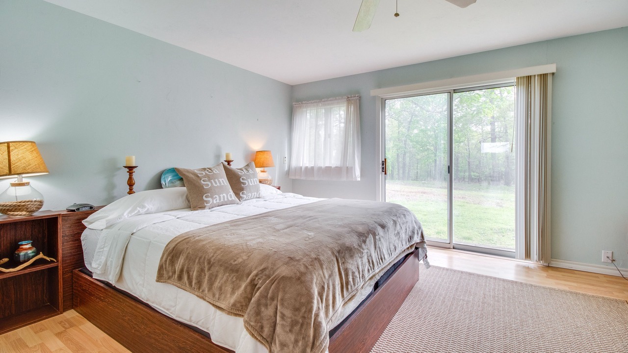 Photo of Others in Elizabeth