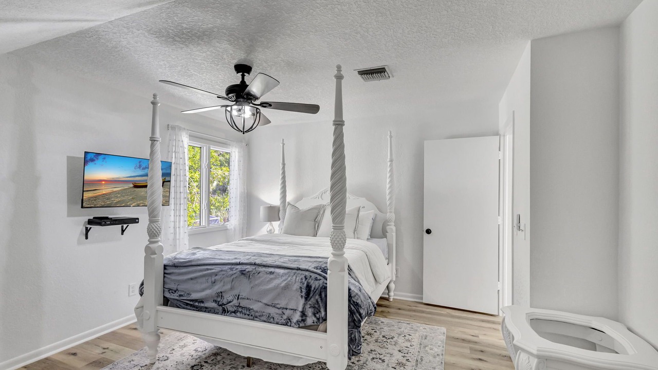 Photo of Bedroom in Riverwalk