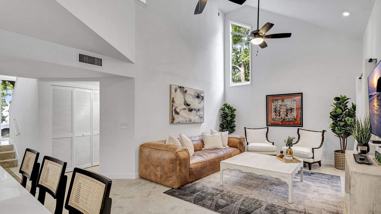 Photo of Livingroom in Riverwalk