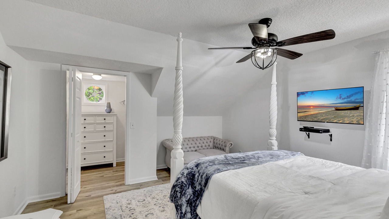 Photo of Bedroom in Riverwalk