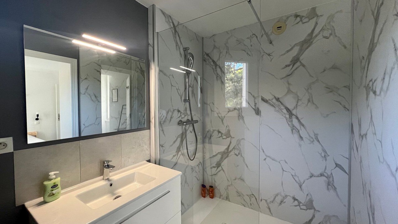 Photo of Bathroom in Poitiers