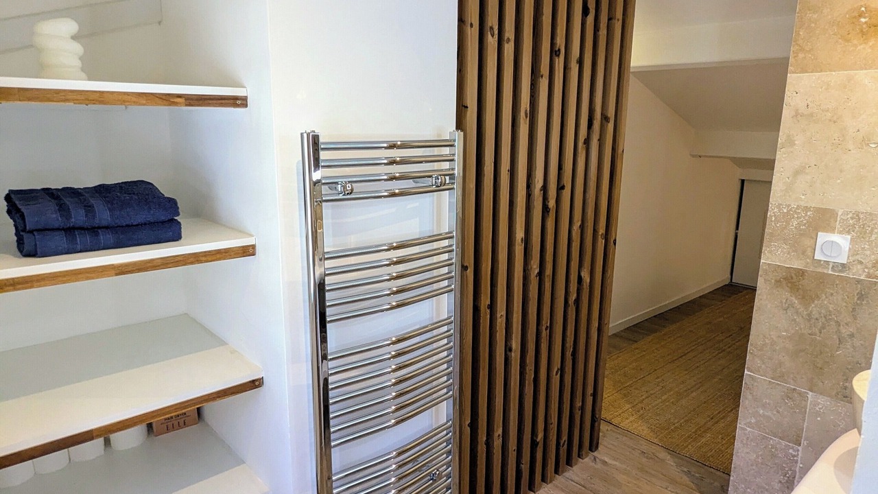 Photo of Bathroom in Saint-Vallier-de-Thiey