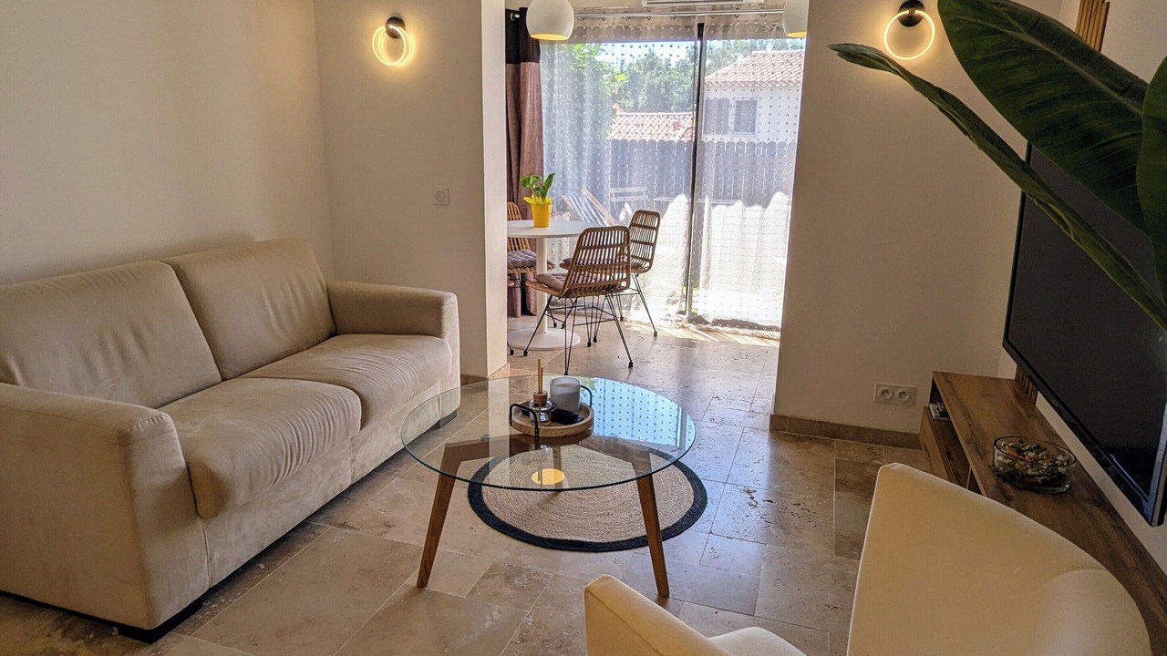 Photo of Livingroom in Saint-Vallier-de-Thiey