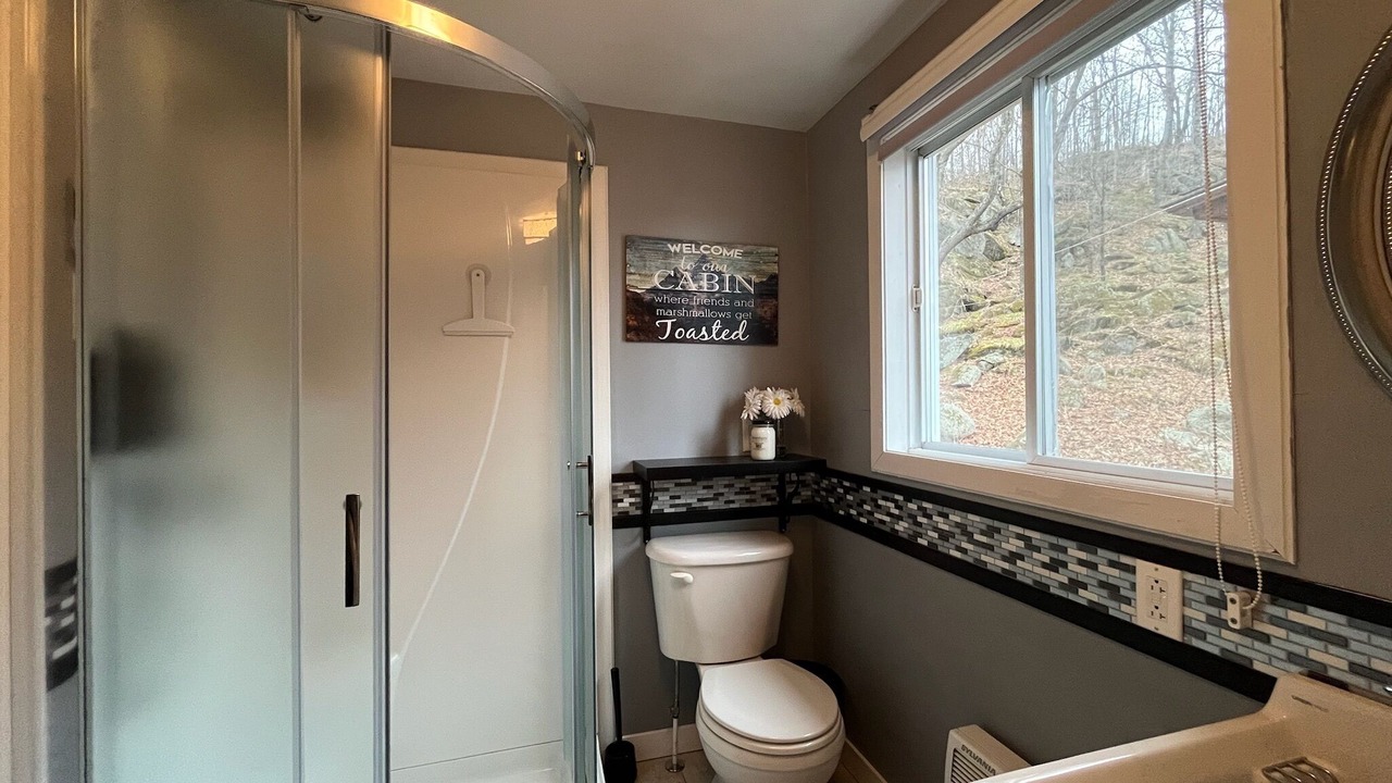 Photo of Bathroom in Notre-Dame-de-Pontmain