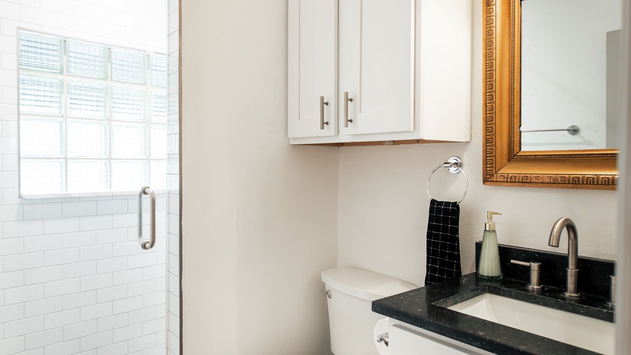 Photo of Bathroom in Central Oklahoma City