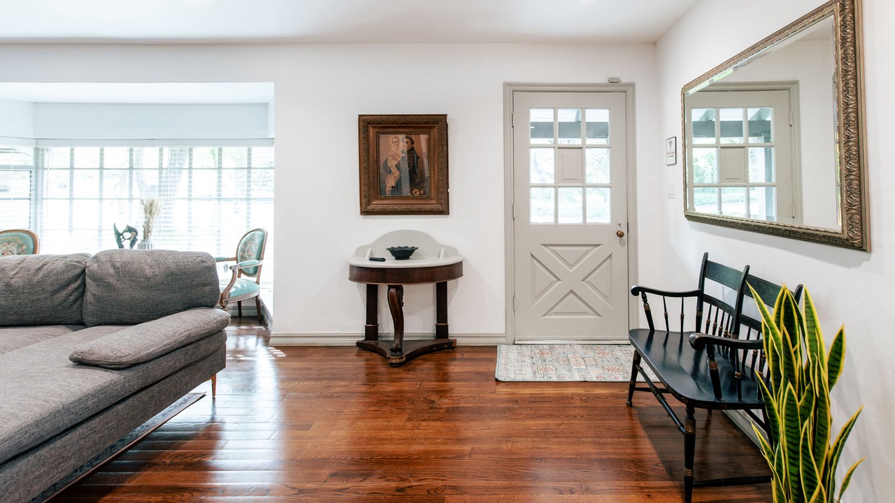 Photo of Livingroom in Central Oklahoma City