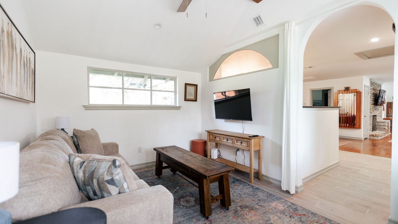 Photo of Livingroom in Central Oklahoma City