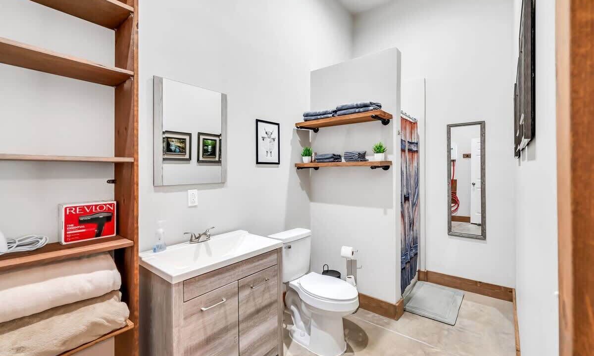 Photo of Bathroom in Joelton