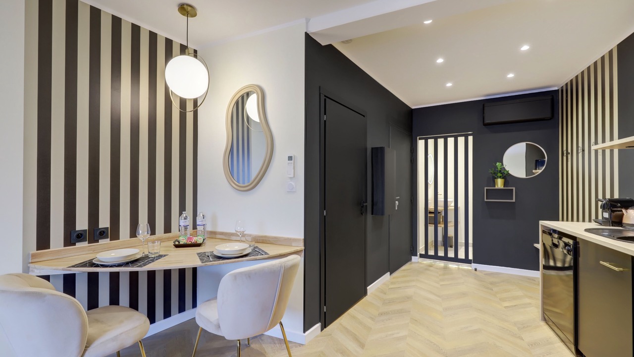 Photo of Others in Minimes - Barriere de Paris