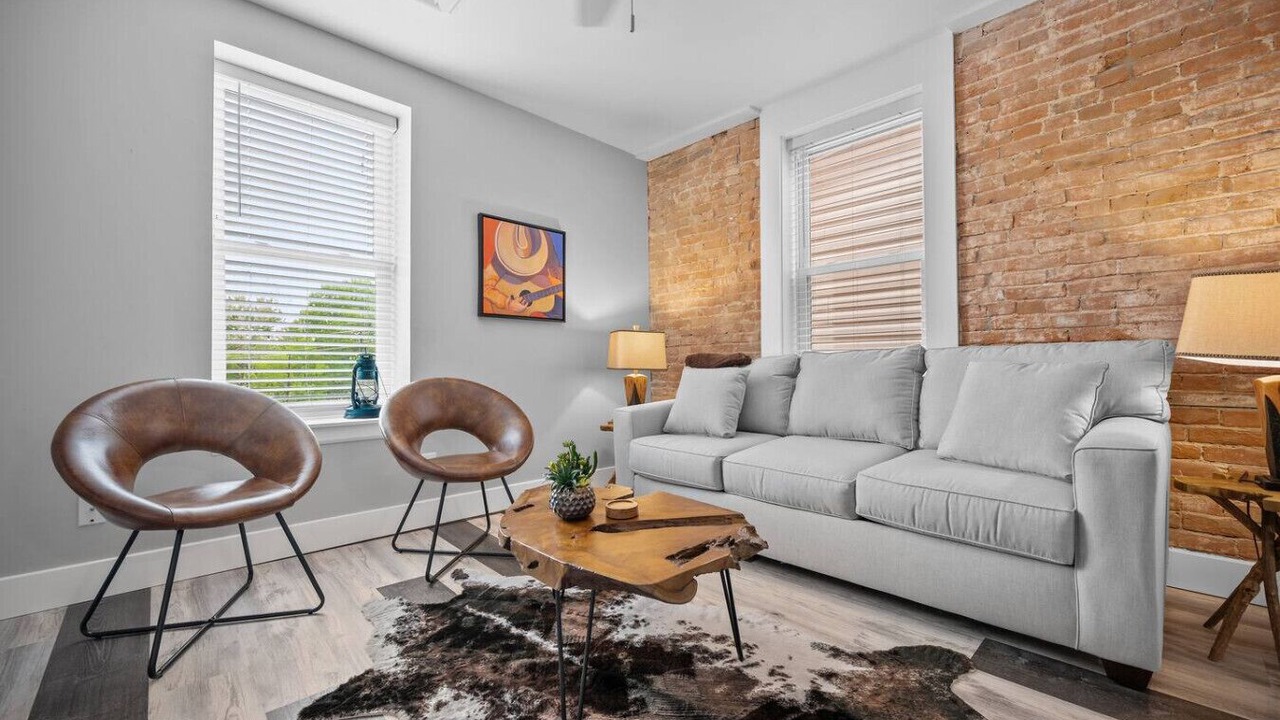 Photo of Livingroom in St. Charles