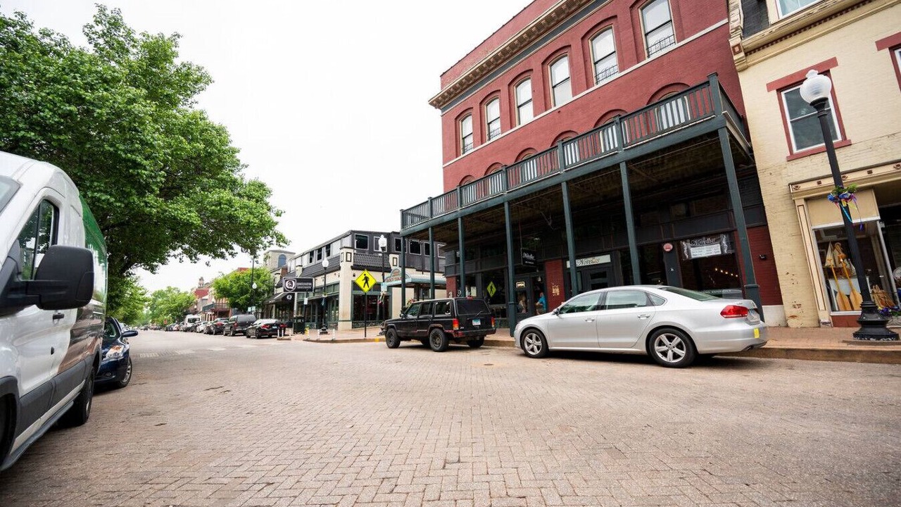 Photo of Others in St. Charles
