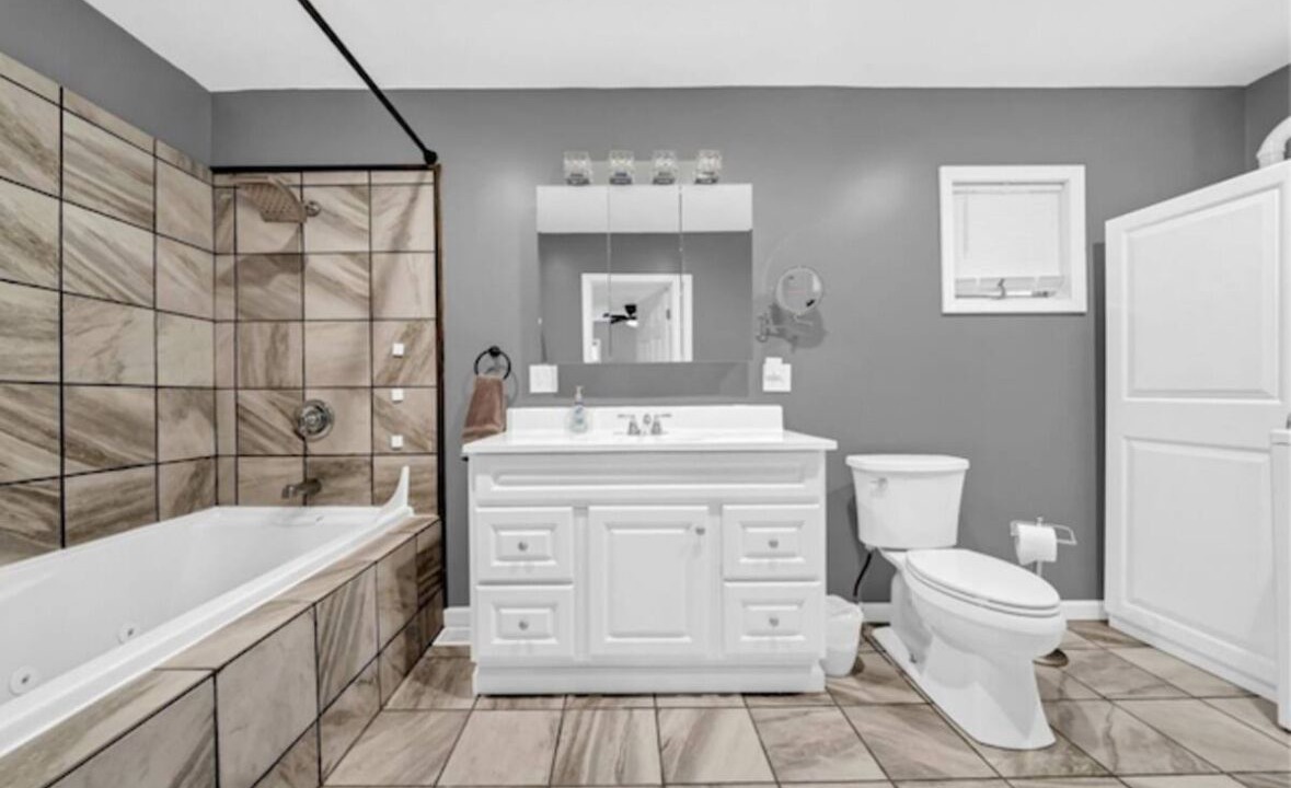 Photo of Bathroom in Ellicottville