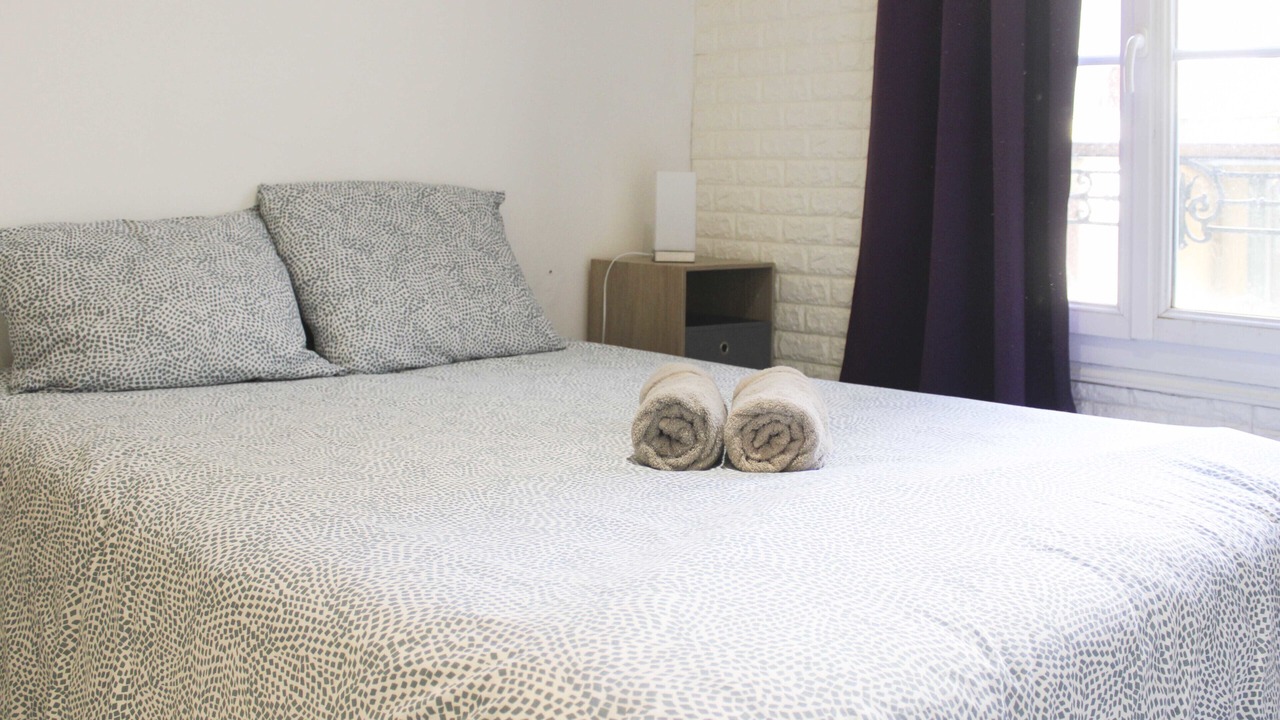 Photo of Bedroom in Saint-Ouen