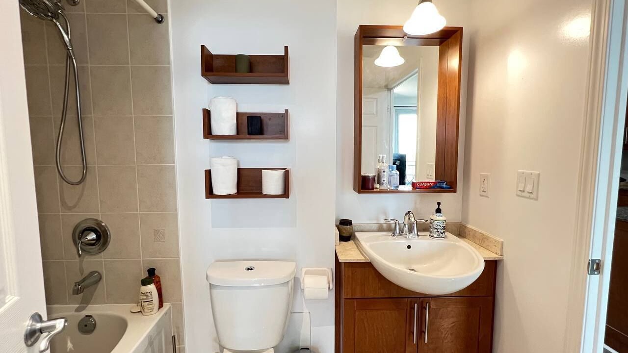 Photo of Bathroom in Newtonbrook