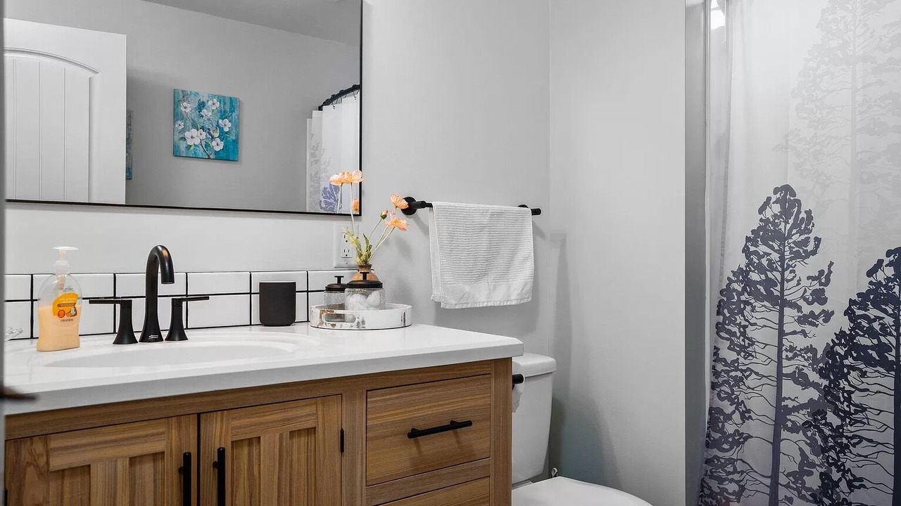 Photo of Bathroom in Baldwin