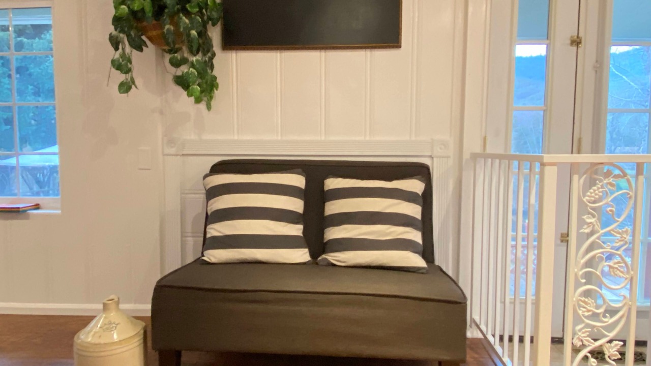 Photo of Livingroom in Gold Hill