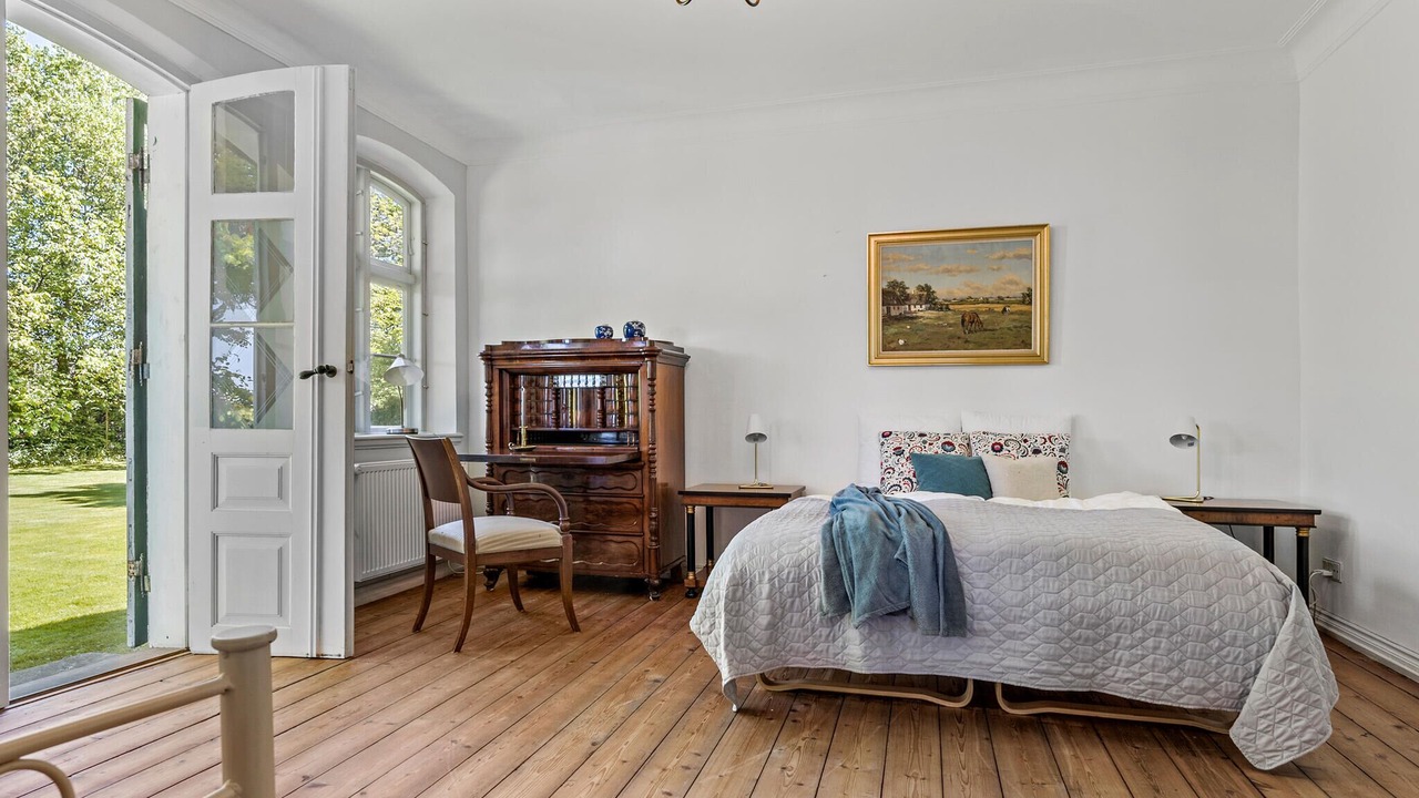 Photo of Others in Arø