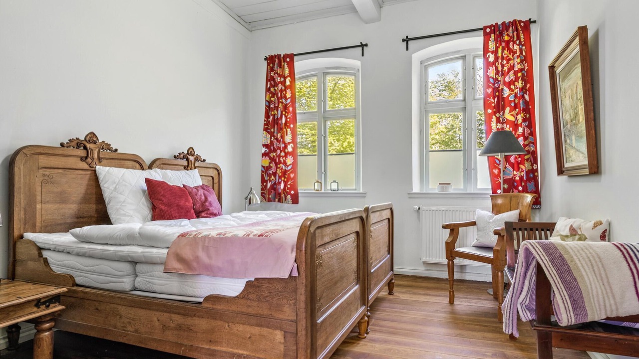 Photo of Others in Arø