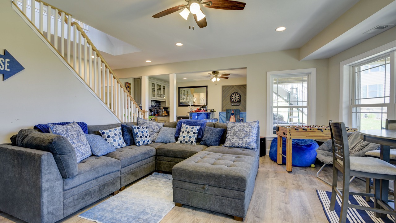 Photo of Livingroom in Louisa