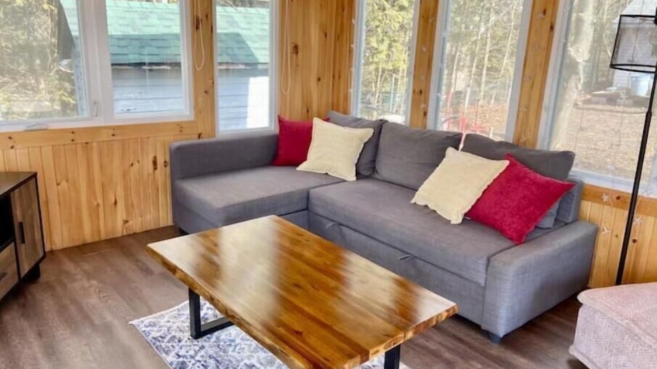 Photo of Livingroom in Greenbank